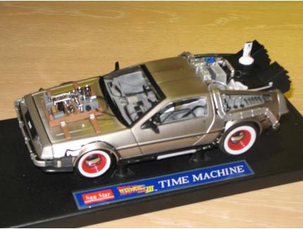 DE LOREAN BACK TO THE FUTURE PART III SUN STAR 1/18°