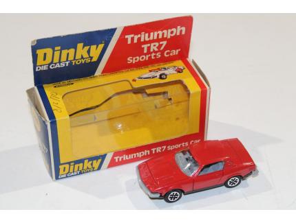TRIUMPH TR7 ROUGE 1975 DINKY TOYS 1/43°