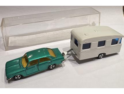 CHRYSLER 180 & DIGUE CARAVAN  MAJORETTE 1/64