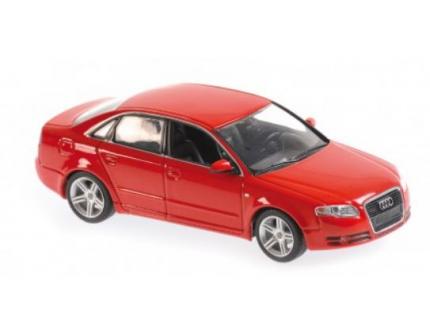 Audi A4 2004 Rouge Maxichamps 1/43