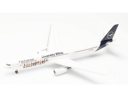 AIRBUS A330-300 FANHANSA - DIVERSITY WINS LUFTHANSA HERPA 1/500°