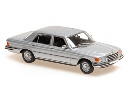 MERCEDES-BENZ 450 SEL 6.9  MAXICHAMPS 1/43°