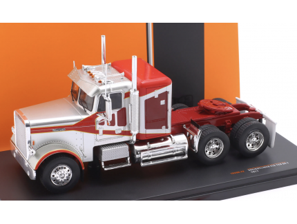 Freightliner FLC 120 64 T SZM Année de construction 1977 silver / red 1:43 Ixo