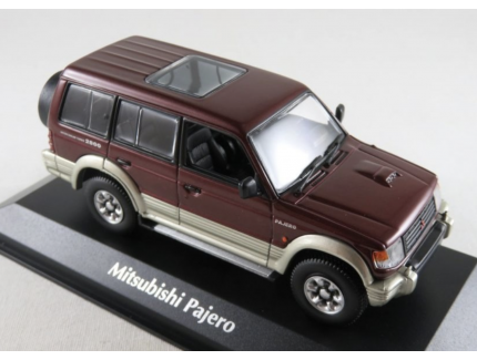 Mitsubishi Pajero (montero) (1991) Maxichamps 1/43