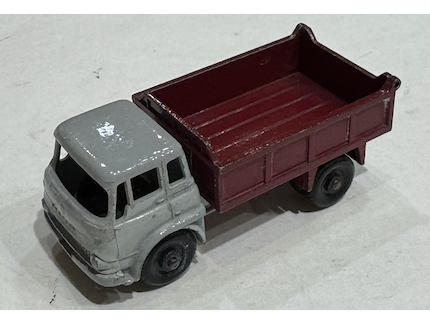 BEDFORD 7 TON TIPPER MATCHBOX 1/64
