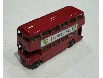 AUTOBUS LONGLIFE BP MATCHBOX 1/64