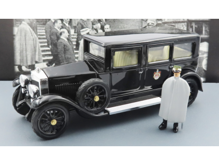 FIAT 519 S LIMOUSINE – Nero – 1929 – Re Vittorio Emanuele III – With figure RIO 1/43
