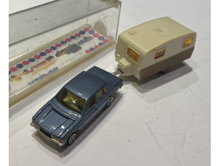 PEUGEOT 604 + CARAVANE MAJORETTE 1/66°