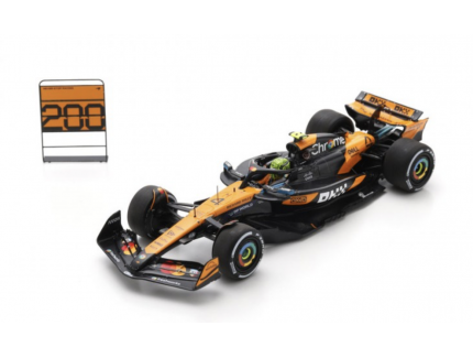MCLAREN MCL39 N°4 McLaren Formula 1 Team Vainqueur GP Hongrie 2025 SPARK 1/43
