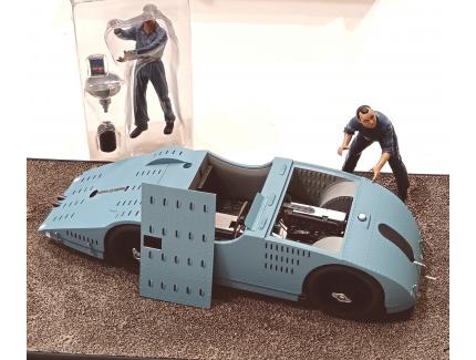 BUGATTI TYPE 32 "TANK"  GP DE L'ACF 1923 + 2 FIGURINES PANTHEON 1/18°