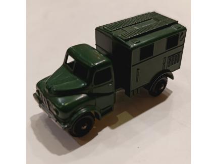 AUSTIN MK2 RADIO TRUCK MATCHBOX 1/64