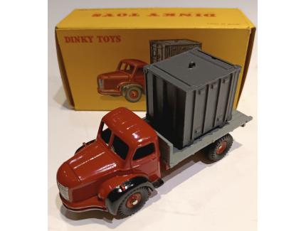 Plateau Berliet avec container Dinky 1/43
