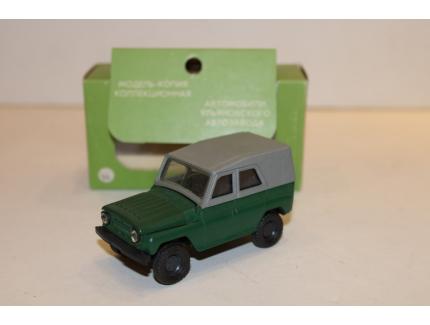 YA3-469 (4X4) NOVOEXPORT 1/43°