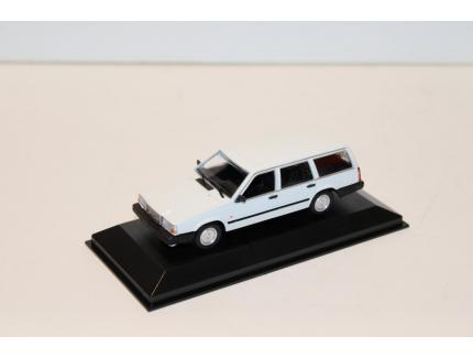 VOLVO 740 GL MAXICHAMPS 1/43°