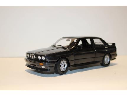 BMW M3 STREET EVO MINICHAMPS 1/18°