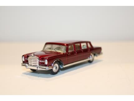 MERCEDES-BENZ 600 PULLMAN ROUGE CORGI 1/43°