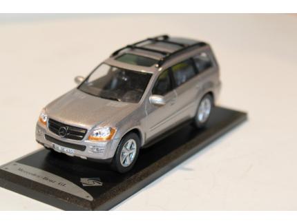 MERCEDES-BENZ GL SOLIDO 1/43°