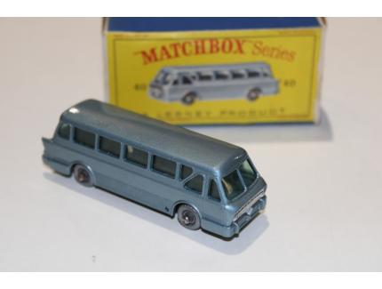 LEYLAND ROYAL TIGER COACH GRIS MATCHBOX 1/64°