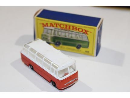 MERCEDES COACH - MATCHBOX 1/64