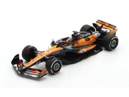 MCLAREN MCL39 N°81 McLaren Formula 1 Team Vainqueur GP Espagne 2025 Oscar Piastri Spark 1/43
