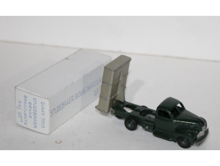 STUDEBAKER BENNE BASCULANTE DINKY TOYS 1/43