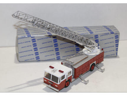 EMERGENCY ONE POMPIER 1975 CONRAD 1/55°