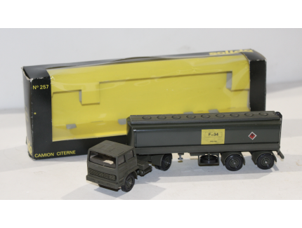 CAMION CITERNE SOLIDO 1/43°