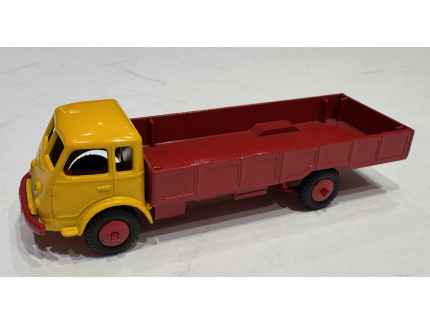 RENAULT LES DIESEL 120CV BUDGY TOYS 1/43