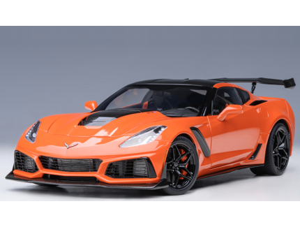 Chevrolet Corvette C7 ZR1 2019 IXO 1/18