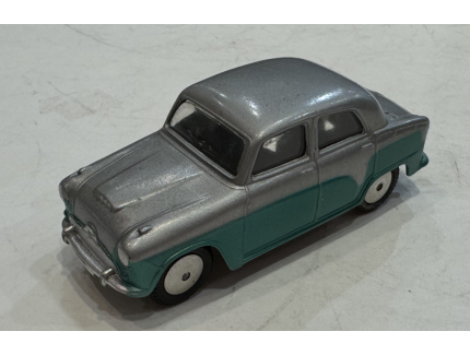 AUSTIN CAMBRIDGE 1/43 CORGI TOYS
