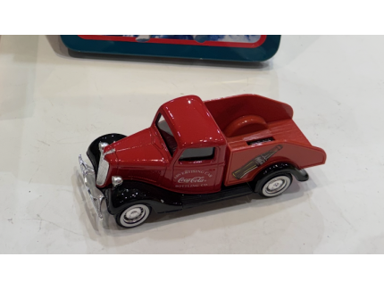 FORD V8 PICK UP SOLIDO  1/43