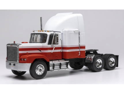 GMC General 1980 Red White 1/43 IXO