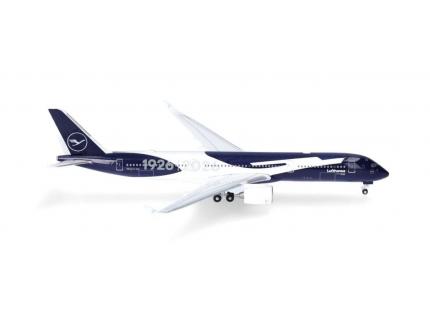 Lufthansa Airbus A350-900 - D-AIXL Rostock HERPA 1/500