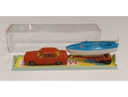 VOLKSWAGEN K70 + VOILIER MAJORETTE 1/66