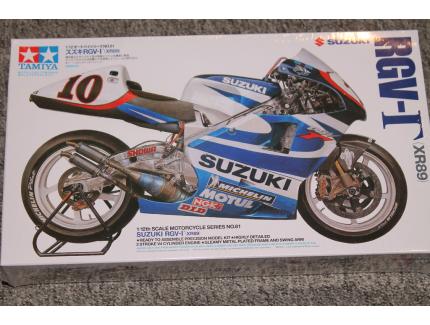 SUZUKI RGV-R XR-89 2000 TAMIYA 1/12°