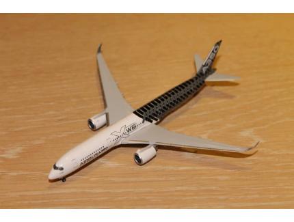 AIRBUS A350 XWB "CARBON COLOR SCHEME " HERPA 1/500°