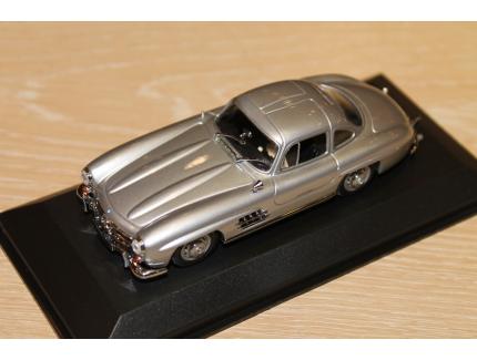 MERCEDES 300SL 1955 ARGENT MAXICHAMPS 1/43°