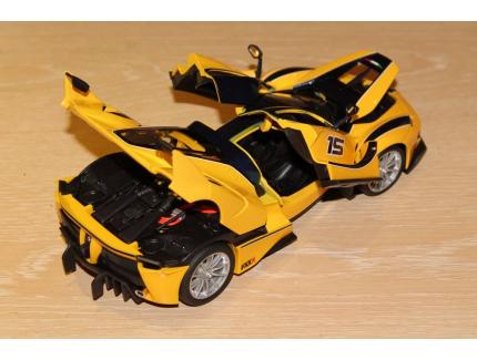 FERRARI FXX K 2016 JAUNE BURAGO 1/18°