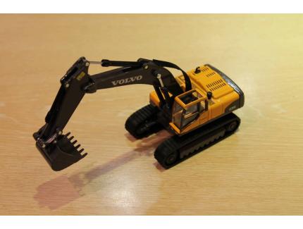 VOLVO EC 290 EXCAVATRICE SIKU 1/50°