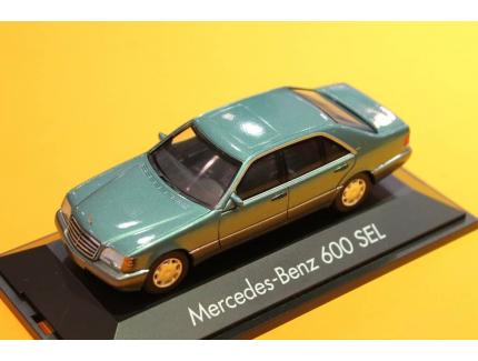 MERCEDES BENZ 600 SEL VERTE 1/43° HERPA
