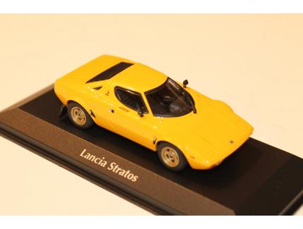 LANCIA STRATOS JAUNE 1974 MAXICHAMPS 1/43°