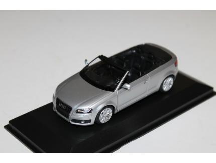 AUDI A3 CABRIOLET GRIS 2007 MAXICHAMPS 1/43°