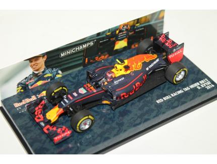 RED BULL RACING RB12 N°26 2016 MINICHAMPS 1/43°