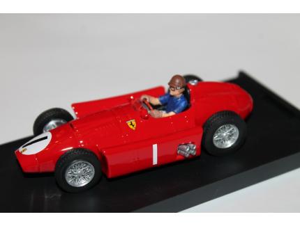 FERRARI D50 WC FANGIO N°1 1956 BRUMM 1/43°