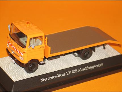 MERCEDES LP608 DEPANNEUSE 1972 PREMIUM CLASSIXXS 1/43°