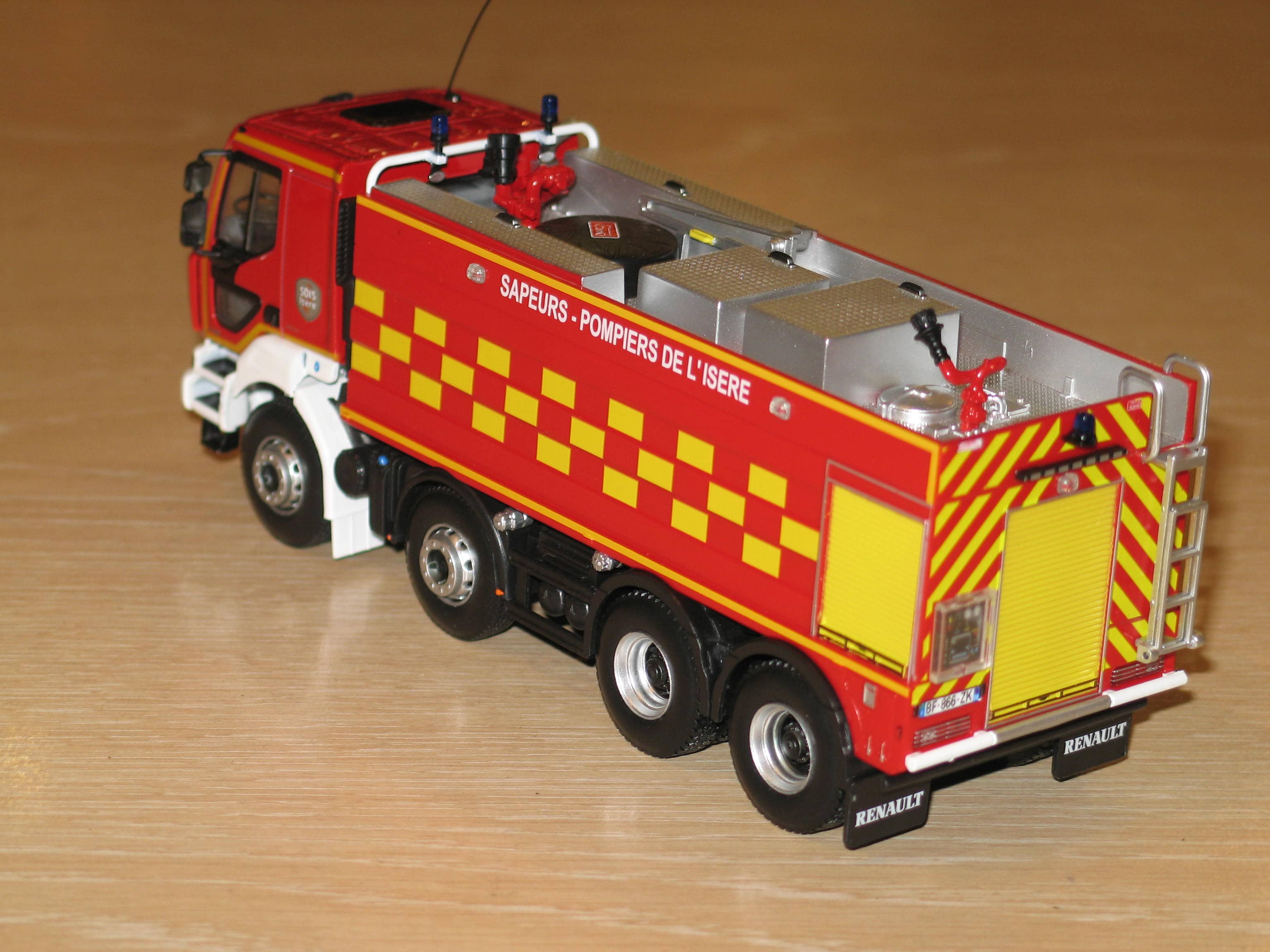 RENAULT KERAX FMOGP 2008 NOREV 1/43°