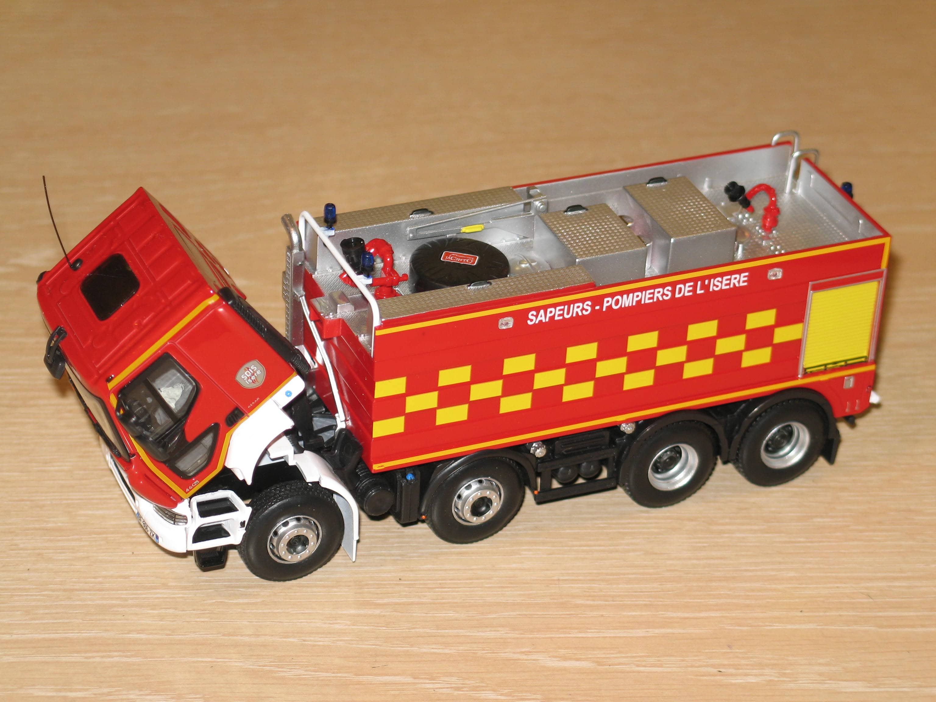 RENAULT KERAX FMOGP 2008 NOREV 1/43°