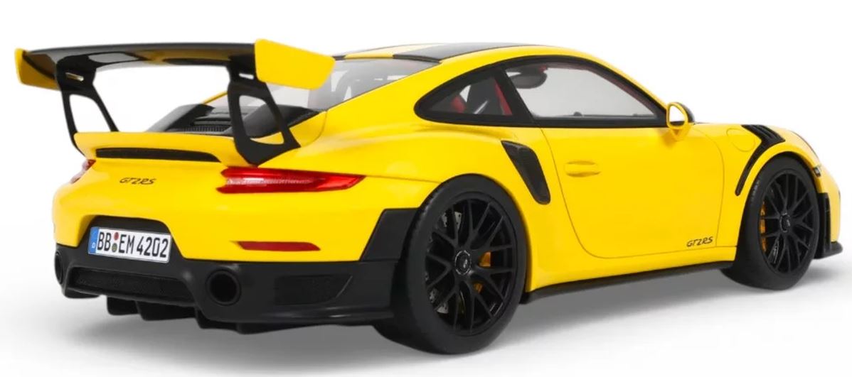 Porsche 911 GT2 RS 991.2 Nurburgring Lap Record Yellow GT Spirit 1/18