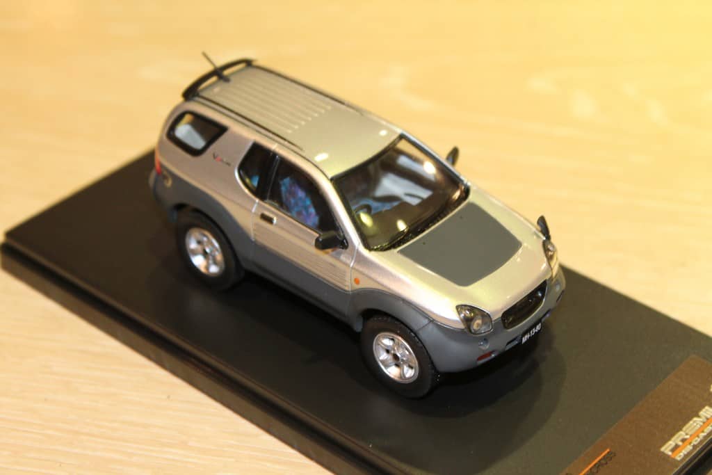 ISUZU VEHICROSS 1997 GRIS METAL PREMIUMX 1/43°