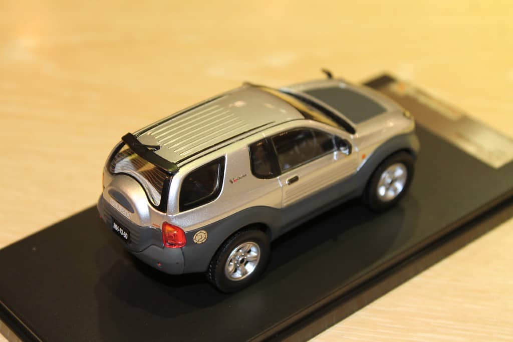 ISUZU VEHICROSS 1997 GRIS METAL PREMIUMX 1/43°